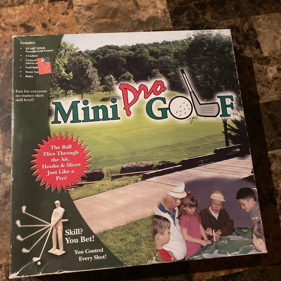 New Tibiinc Mini Portable Pro Golf Course game 1 to 4 Players. Used - Picture 1 of 4